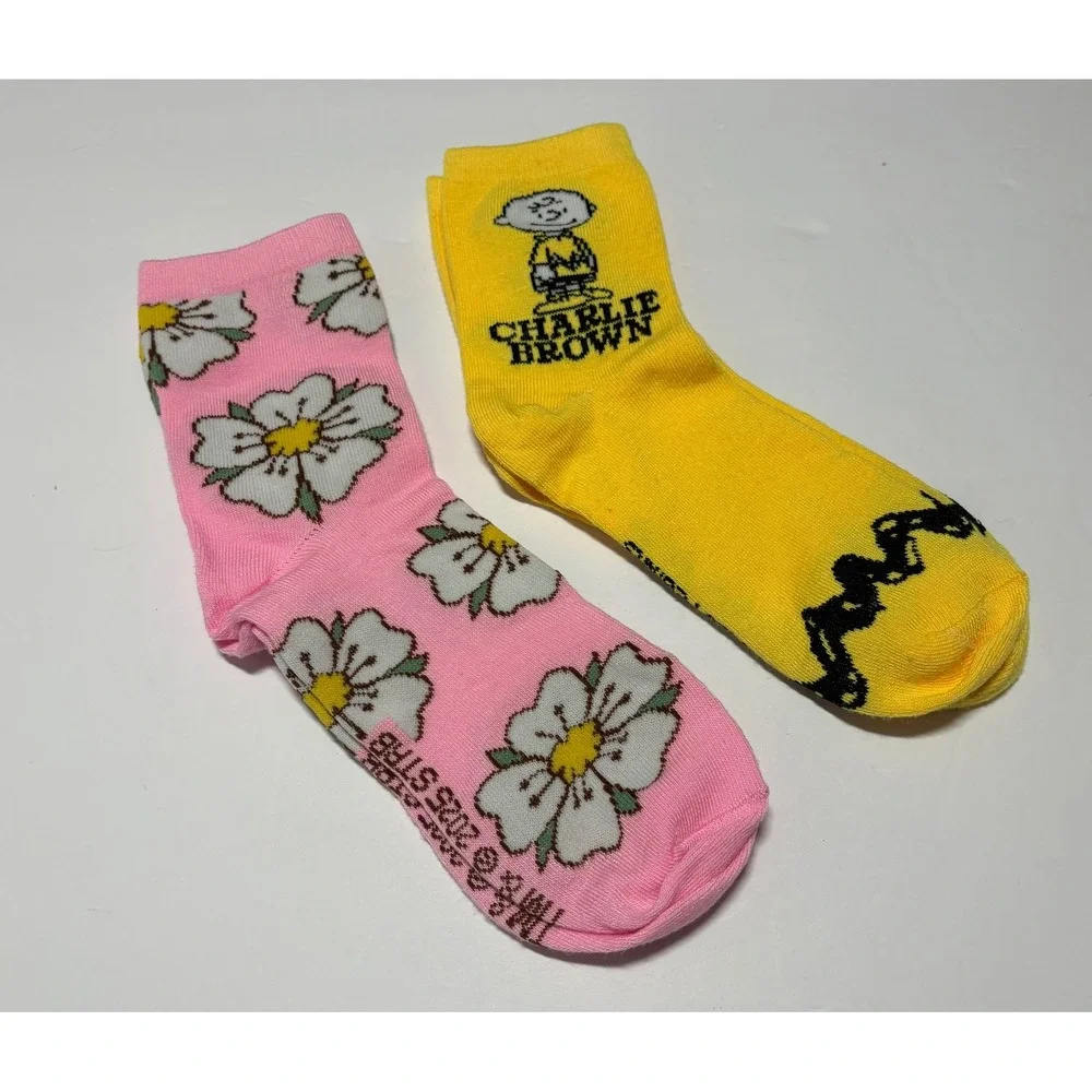 Peanuts Charlie Brown and Floral Pink Yellow Crew Socks 2 Pack Kids Size 9-12